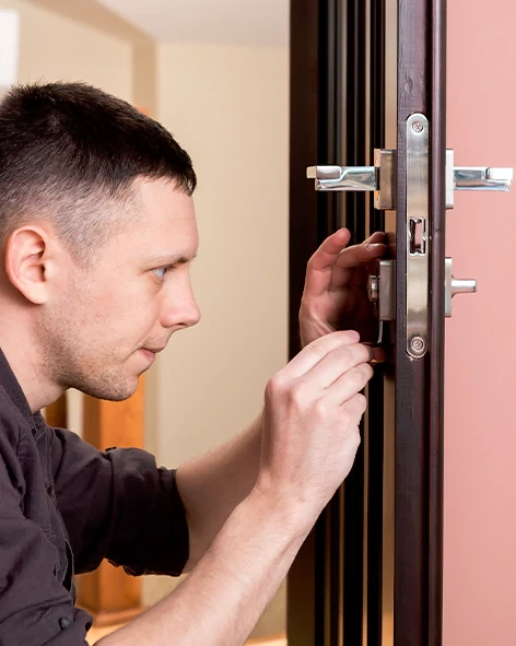: Professional Locksmith For Commercial And Residential Locksmith Services in Las Flores, CA