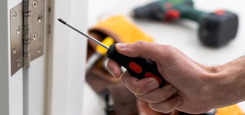 Holiday Emergency Locksmith in Las Flores, California